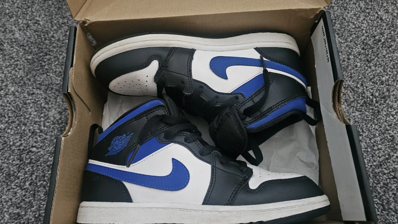Jordan 1 blu ottime condizioni taglia UK 2