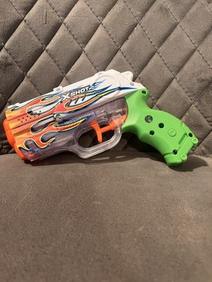 ZURU X-Shot Dart Gun Blaster Green Orange Flame Design Toy for Ages 8+