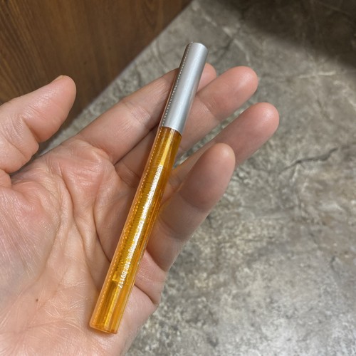 SERIOUS SKIN CARE Color Strokes C-Color Vit C Infused Lip Color Desert Rose - Zdjęcie 5 z 5