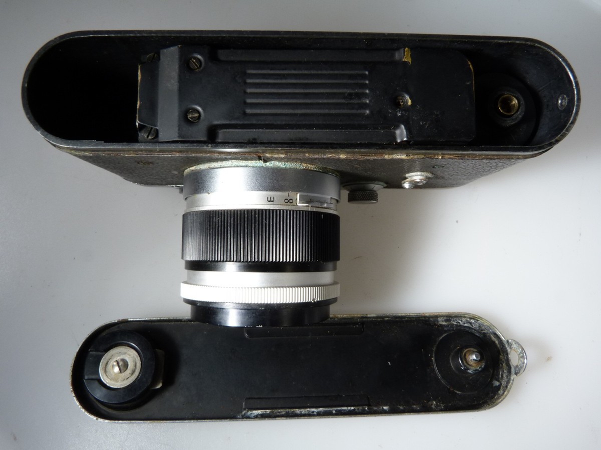 VINTAGE LEOTAX K Rangefinder Film Camera w CANON 50/2.8 Lens .READ