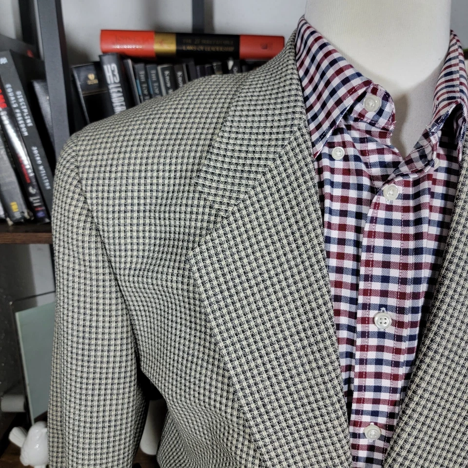 Givenchy Monsieur Men's Sport Coat Blazer Two Button Beige Black Wool Size 46R - Image 4 of 4