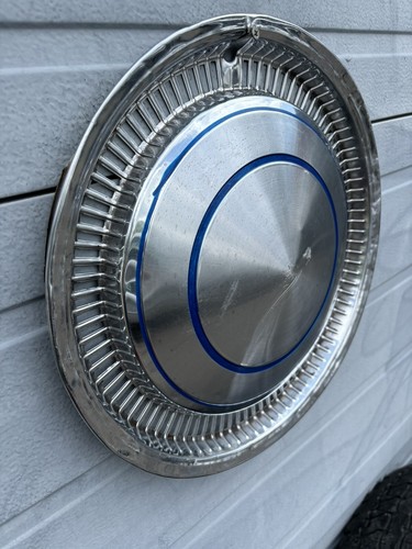 Airstream 15” Set 4 Hubcaps Full Wheel covers Used 1960-1980Blue AccentStainless - Picture 8 of 11