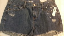 OLD NAVY  BOYFRIEND DENIM DISTRESSED 2 INCH CUTOFF SHORTS SIZE 8