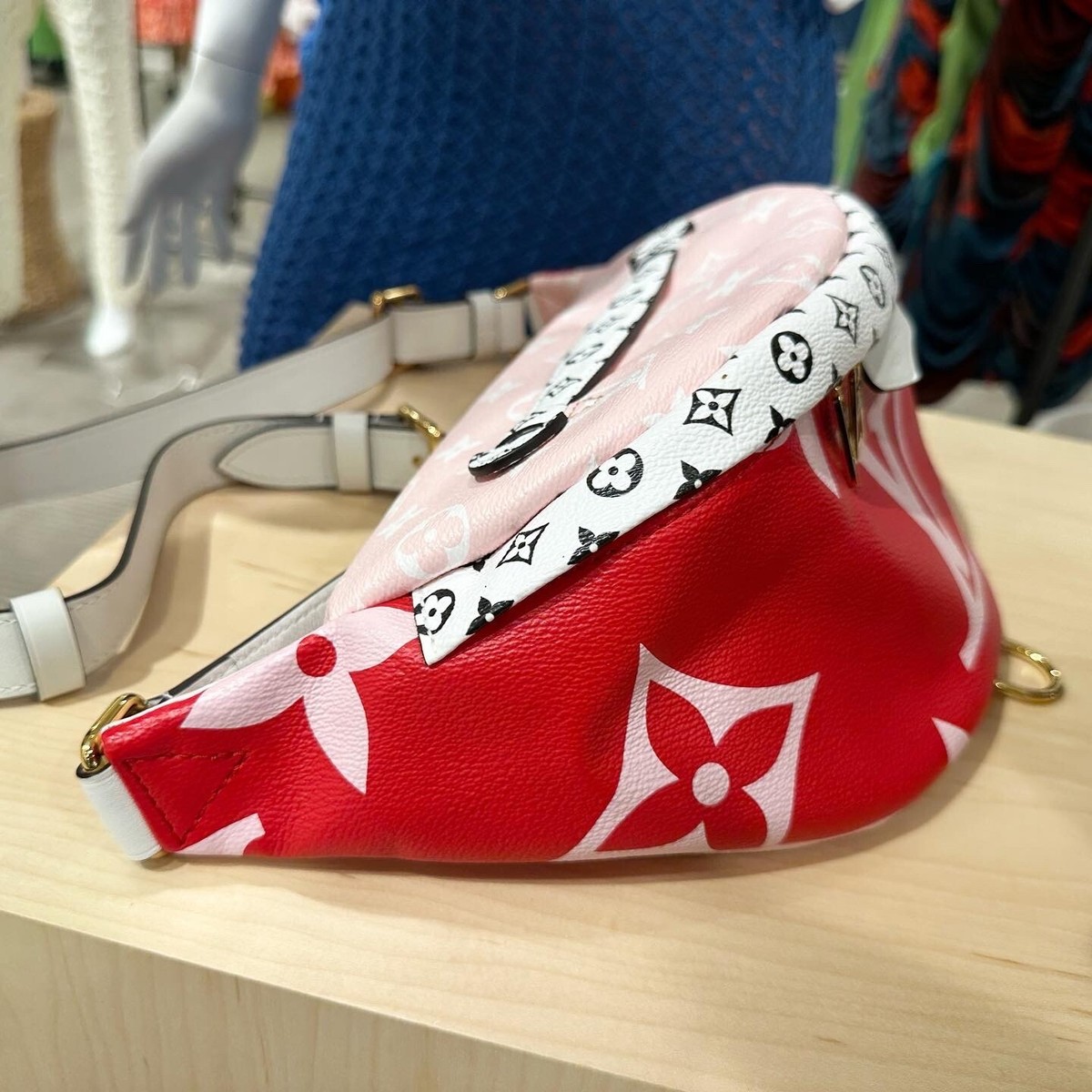 LOUIS VUITTON Monogram Giant Bumbag Rouge | eBay