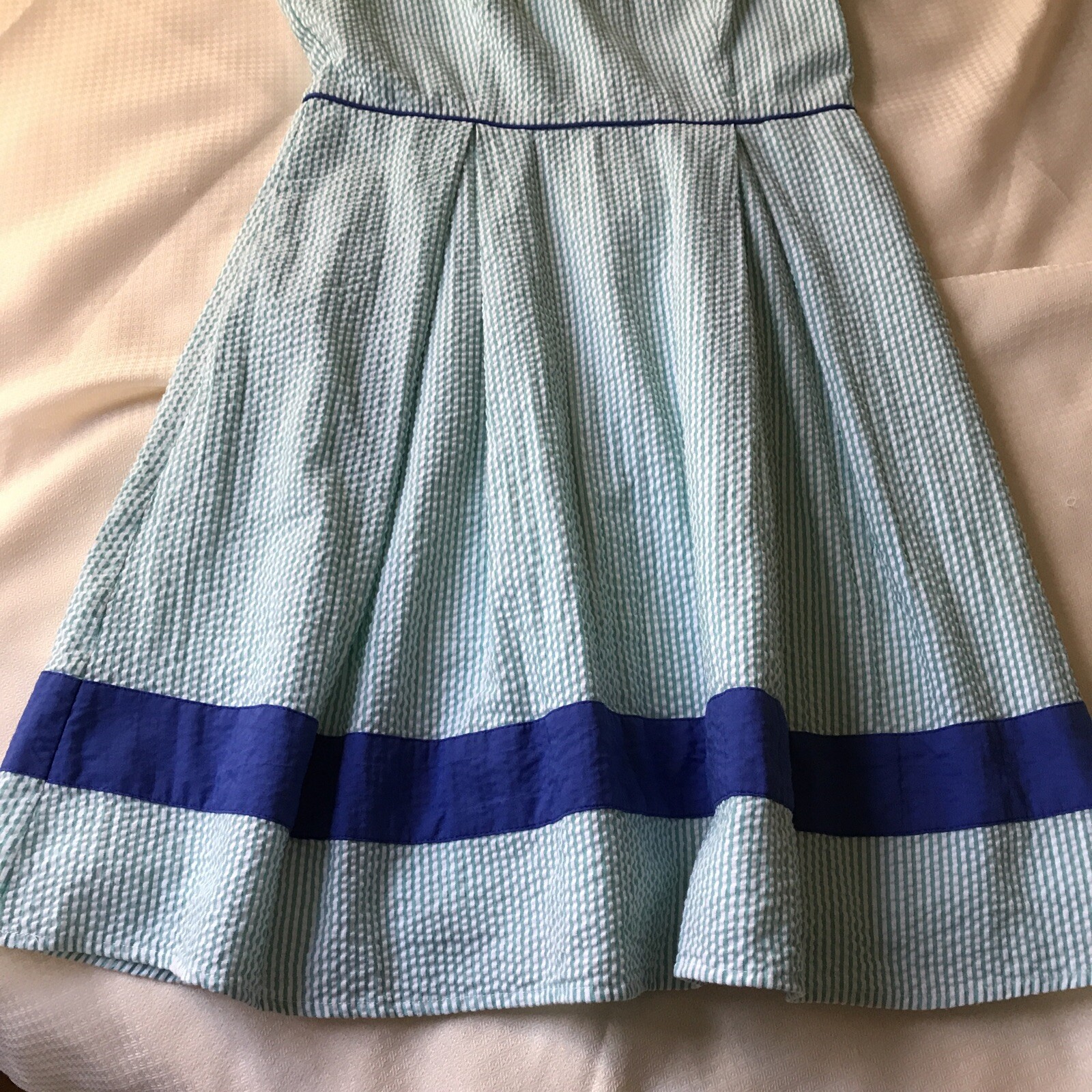Picture 4 of 12