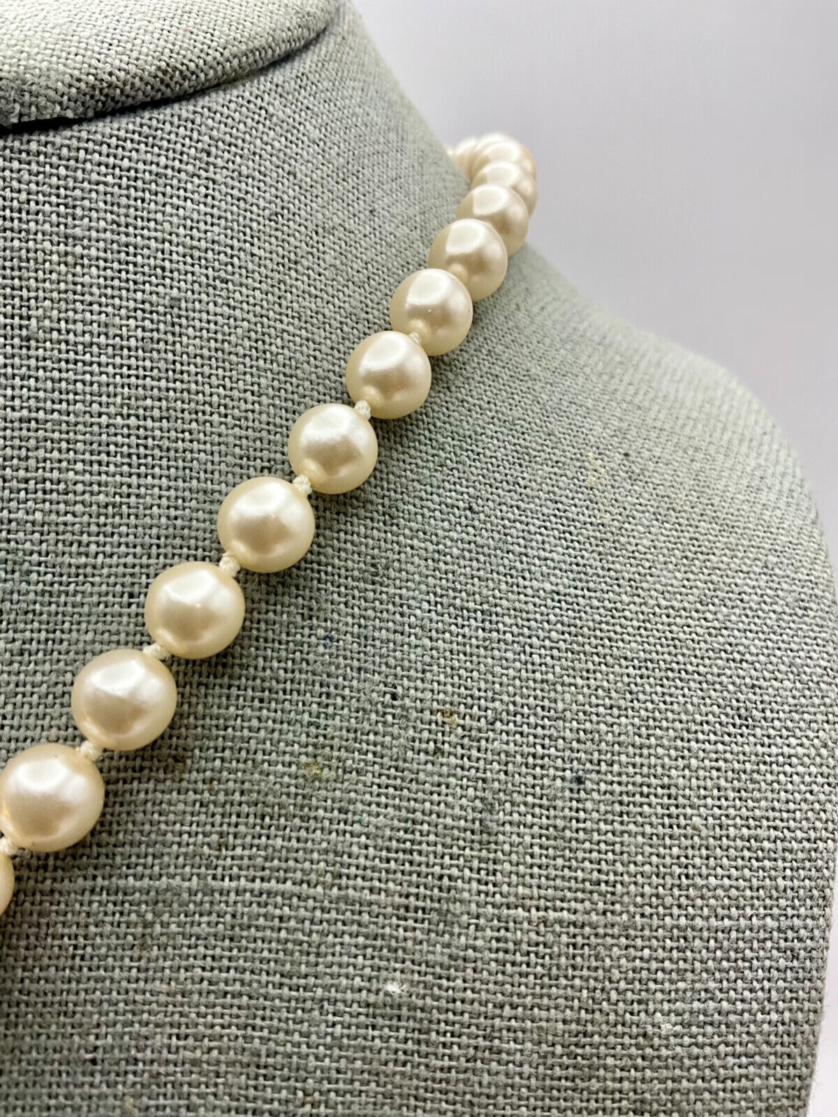 Swarovski Gold Tone and Faux Pearl Beaded with Te… - image 3
