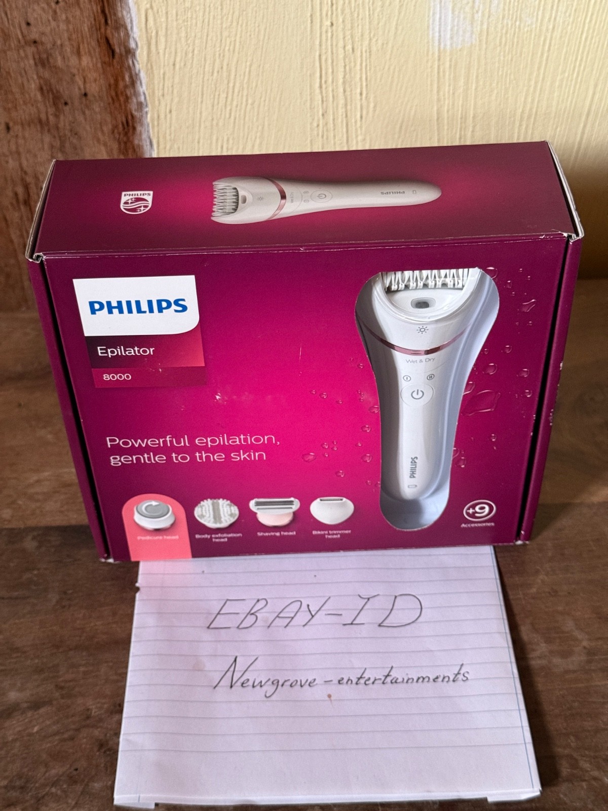 Philips Satinelle Wet & Dry Epilator Series 8000 + 9 Attachments BNIB