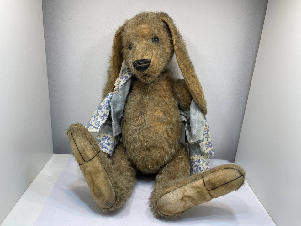 Künstler Stofftier Hase 34 cm. Zustand siehe Fotos  - Bild 2 von 3