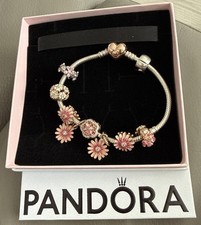 Stunning Genuine PANDORA HEART Closure BRACELET WITH ROSE GOLD Charms £520 