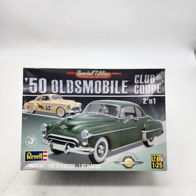 UH Revell '50 Oldsmobile Club Coupe Special Edition 2 in 1 1:25 Scale Model Kit