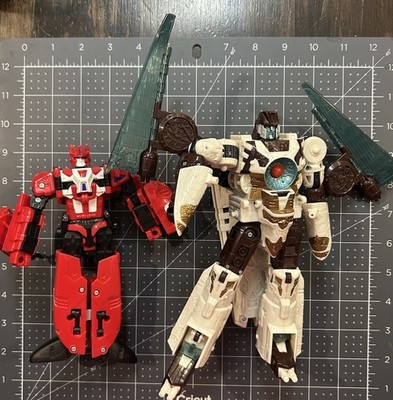 Hasbro Transformers Cybertron Voyager: Vector Prime Action Figure Incomplete