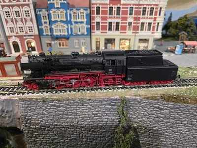 Roco DB BR 23 steam locomotive 43249 HO Scale DC