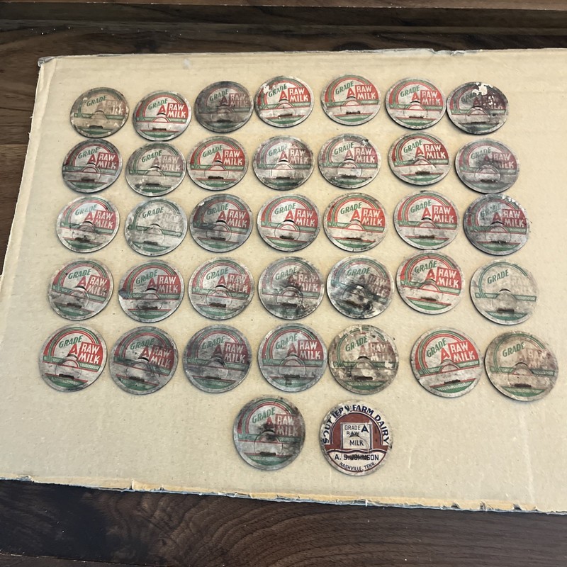 VTG 37 CARDBOARD MILK BOTTLE CAPS /GRADE A RAW MILK NASHVILLE TN (OLD BARN FIND)