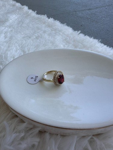 Anillo Mujer Simulado Rubí Rojo Chapado en Oro 14k Talla 6 Oro Laminado - Imagen 3 de 5