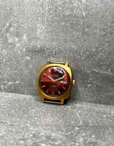 Soviet Wristwatch VOSTOK 2428 Original Mechanical MENS Watch Vintage 17 J AU 10 - Picture 2 of 14