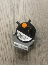 Furnace Air Pressure Switch Fits Goodman Amana Janitrol B1370142 0.60"