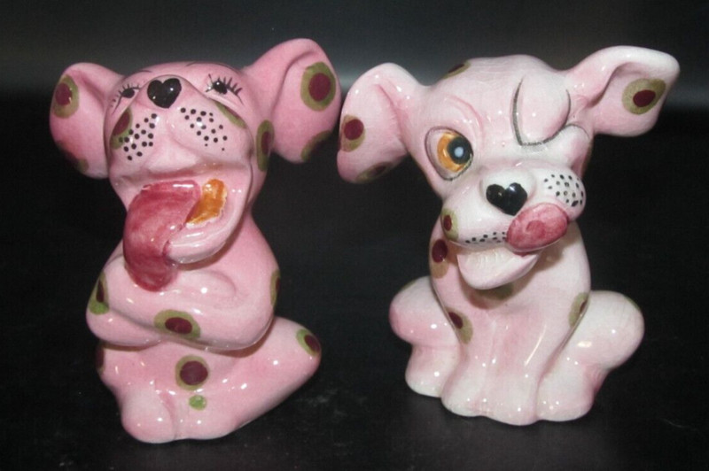 VINTAGE Figural Salt & Pepper Shaker Set Ceramic Pink Polka Dot Japan Dogs