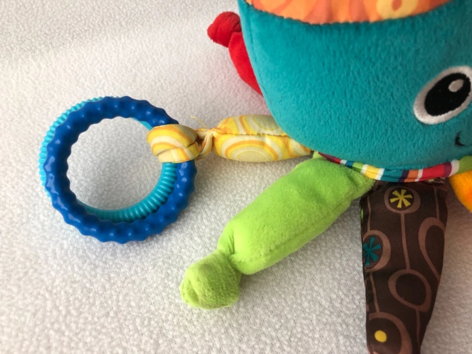 Pulpo pirata Lamaze bebé niño juguete sensorial asiento de coche clip sonajero arrugado Foto 4 de 4