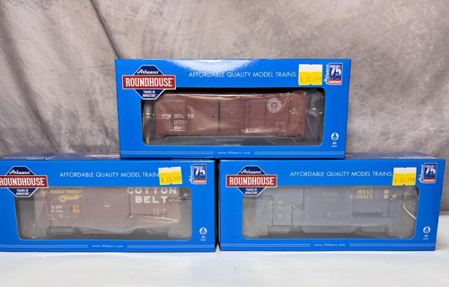 Tres coches de caja Athearn Roundhouse RND 85841, 1130 y 1077 nuevos en caja BX-4 | Zustand: New