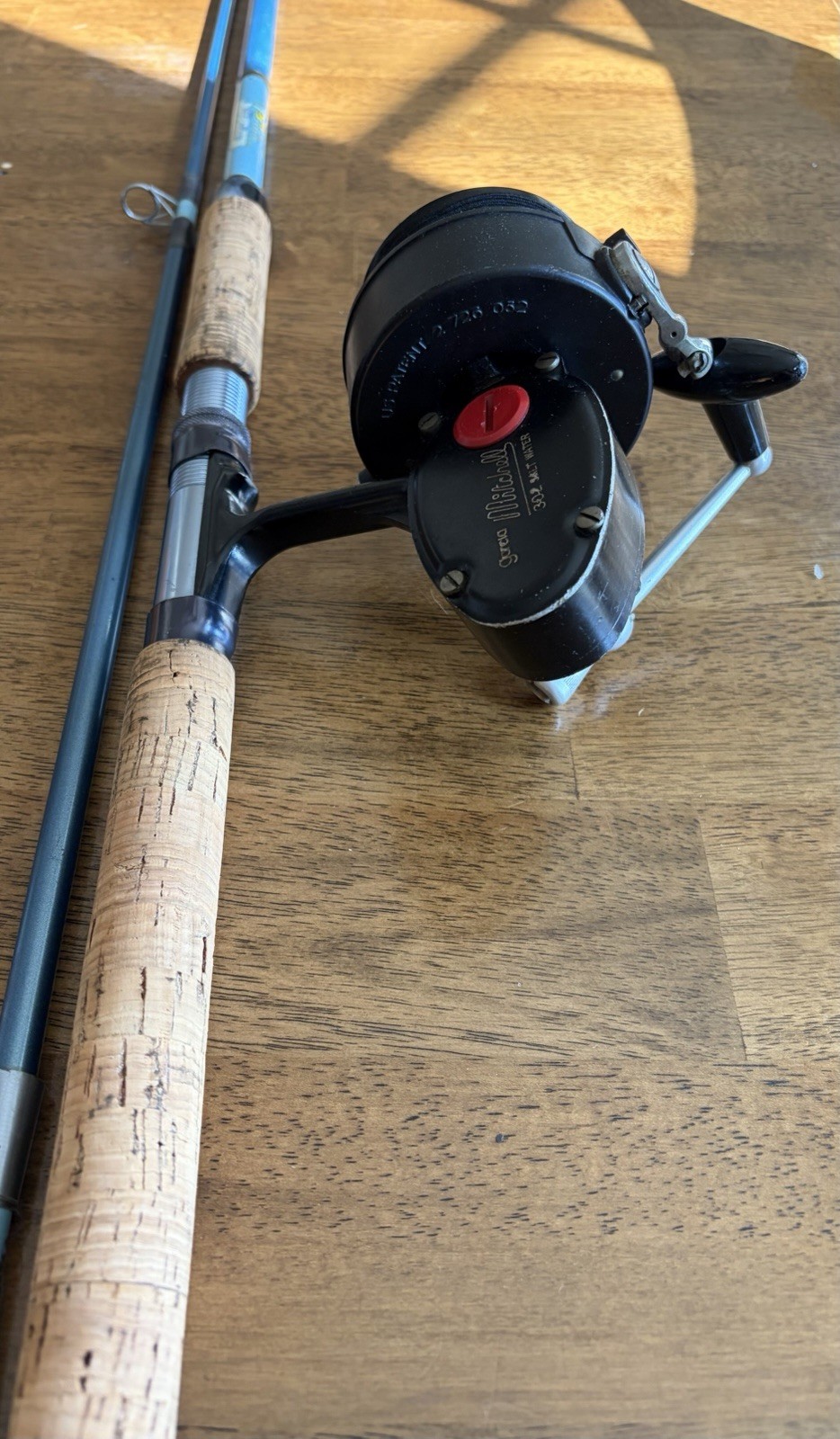 Garcia Mitchell 302 Saltwater Spinning Reel & 2652 C 9ft Blu