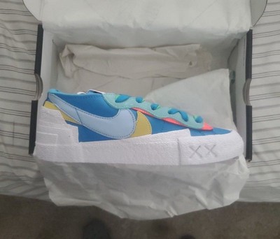 Nike KAWS 