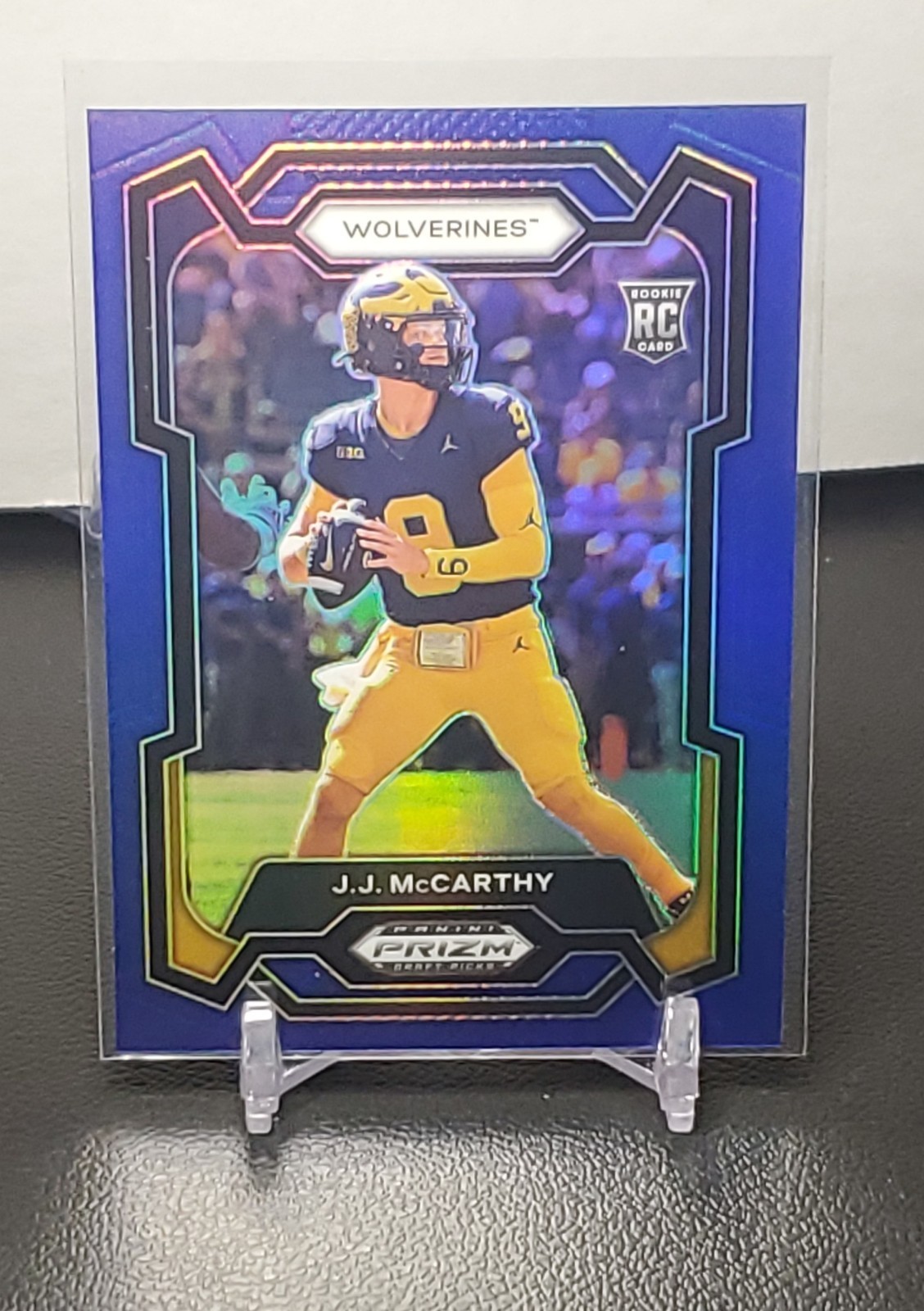 2024 Panini Prizm Draft Picks - J.J. McCarthy #132 Blue Prizm /199 (RC)