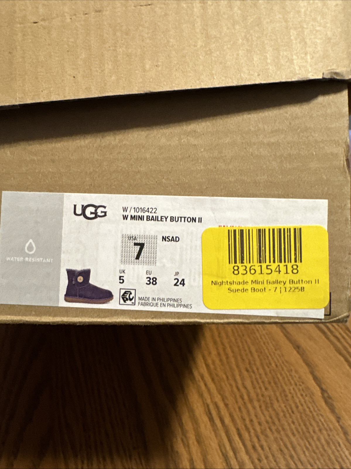 Women’s Ugg Bailey Button Mini Size 7 - image 10