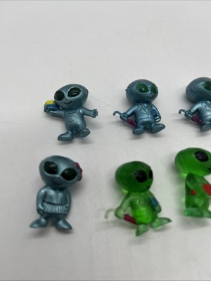 Vintage Mini Aliens Figures Vending Gumball Machine Toys Lot 9 | eBay