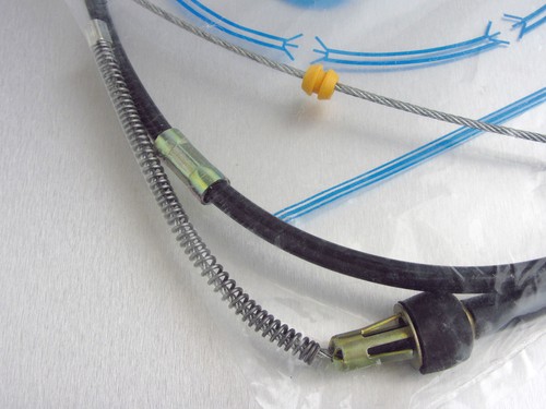 Toyota Celica TA22 TA23 TA27 RA20 RA25 RA28 set rear parking hand brake cable - Picture 3 of 4
