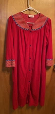 Vintage Smart Time Red Button Robe Housecoat Quilted Pocket