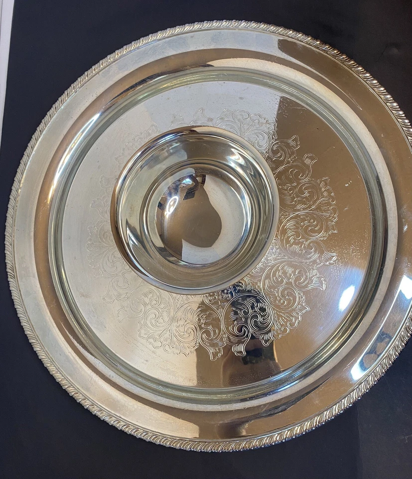 ONEIDA EE. UU. PLATO DE ASTILLAS Y INMERSIÓN PLATEADO CUENCO ADJUNTO ROLLO GEORGIANO 15 pulgadas Foto 2 de 4