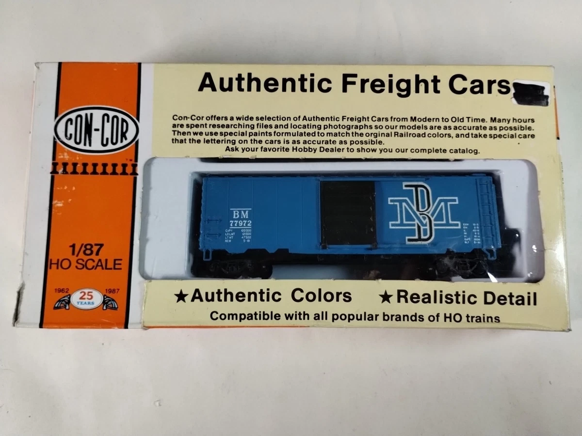 Con-Cor Unassembled Kit HO Box Car Model Railroad Freight Cars for