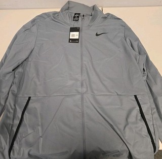 Chaqueta de entrenamiento tejida Nike Dri Fit para hombre talla 2XL con etiquetas
