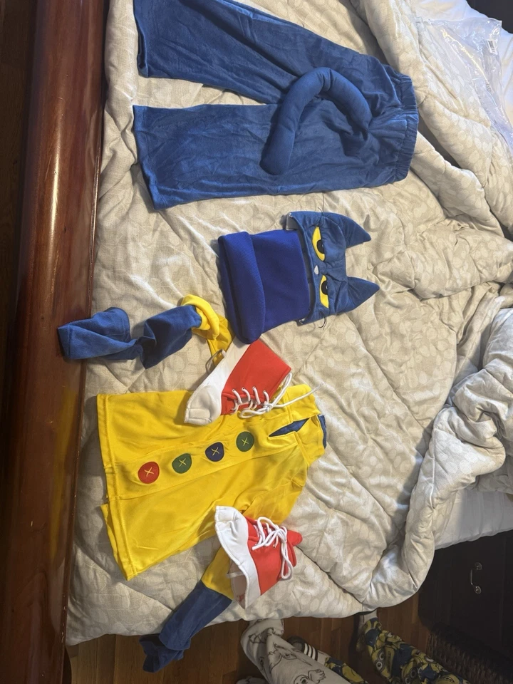 Pete the cat costume size toddler’s 4-6 - Image 3 of 4