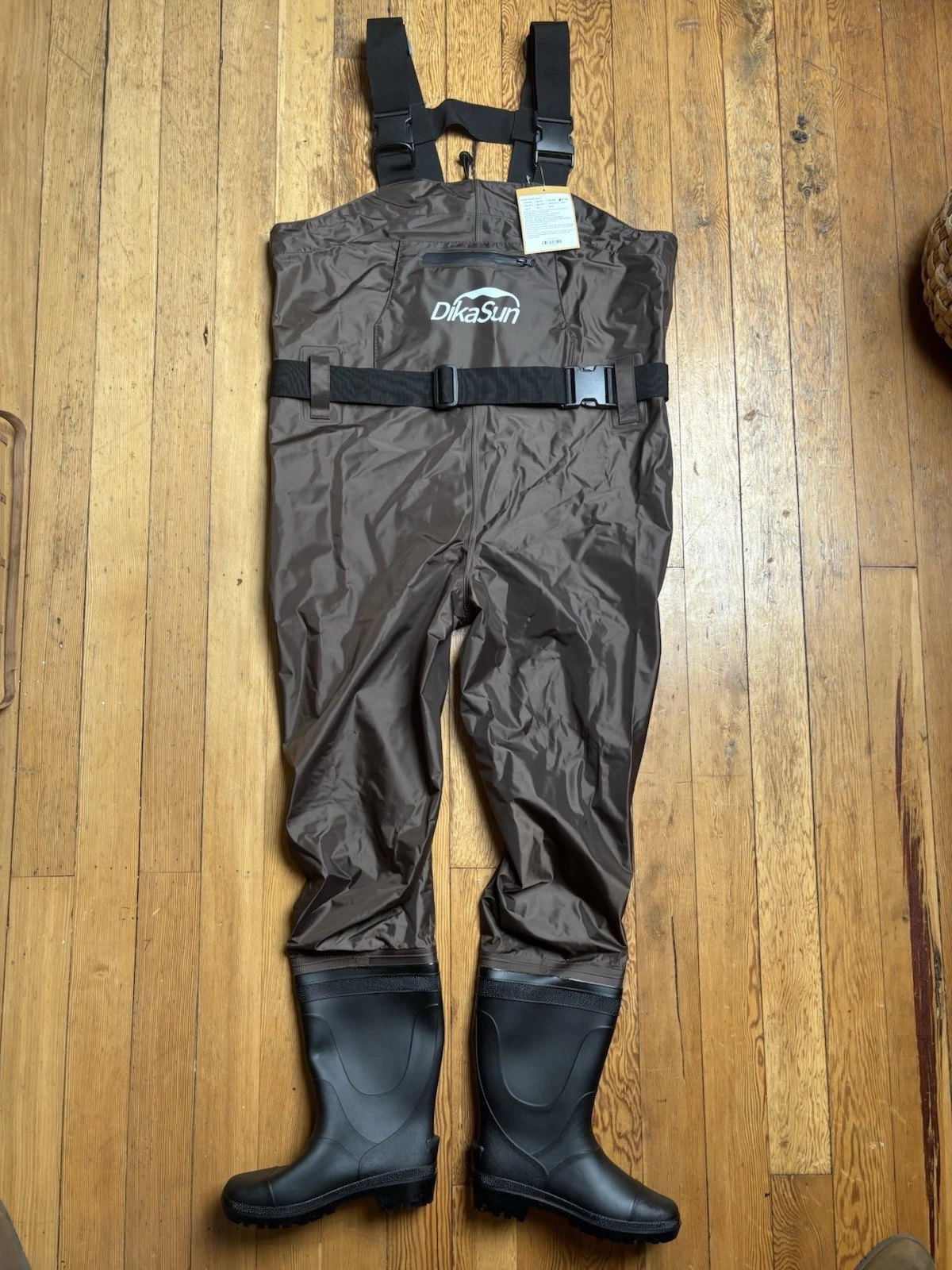 NWT DikaSun Lightweight Bootfoot Chest Waders - Men’s 9 /Women’s 7 Boot Size