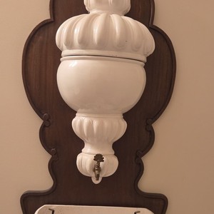 ANTIQUE LAVABO BASIN ON HAND CARVED WOOD MOUNT. ITALY