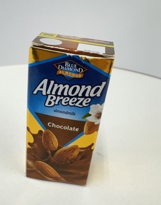 Zuru Mini Brands GOLD RUSH Limited Edition - Almond Breeze Chocolate