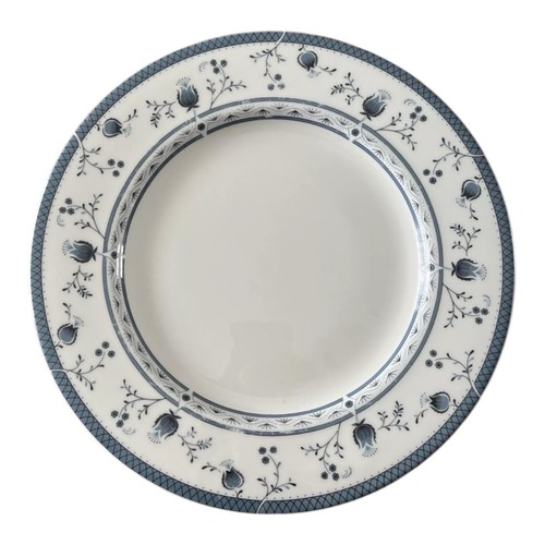 Royal Doulton Cambridge 10 5/8” Dinner Plate