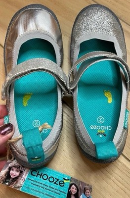 NEW girls size 2 CHOOZE Mary Jane shoes. Twinkle.  Sparkle. Silver  READ!
