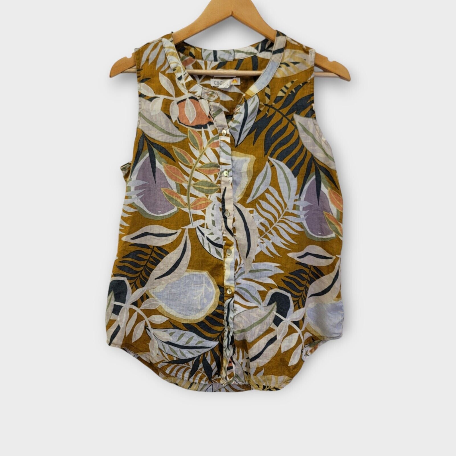 C&C California Linen Sleeveless Button Up Top Size Small Tropical Palm Print