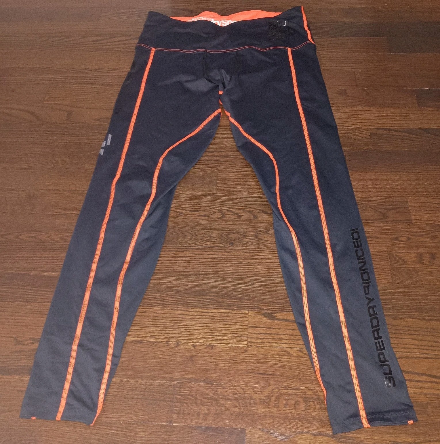 Picture 17 of 24