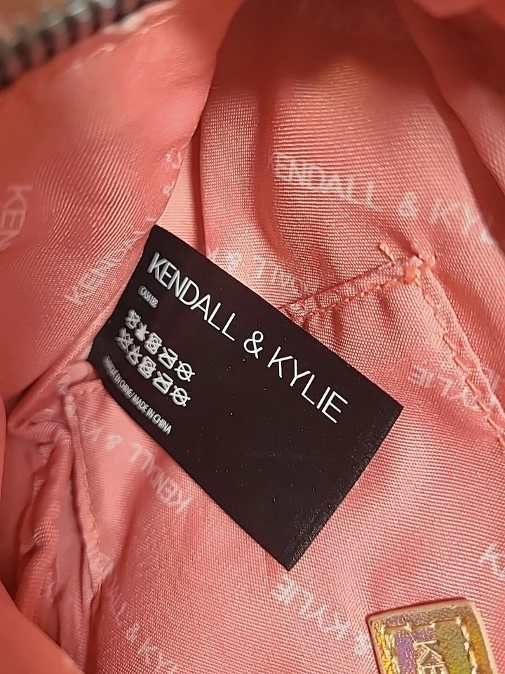 KENDALL & KYLIE-Rose Gold Fanny Pack/Pouch/Waist Iridescent - Image 4 of 4