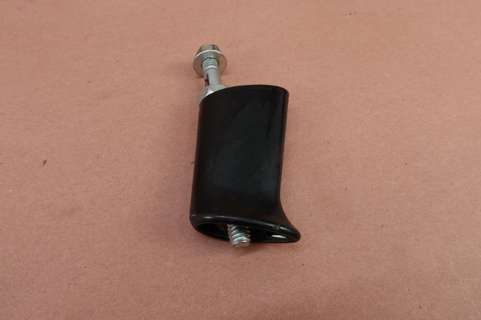 Soporte intermitente trasero derecho 11-15 Harley-Davidson Forty Eight XL1200X XL1200 Foto 3 de 4