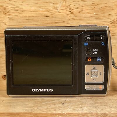 Olympus FE-45 Digital Camera Silver 10MP 2.5