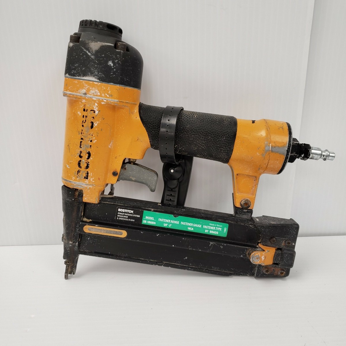 17128-3) Bostitch SB1850BN Brad Nailer
