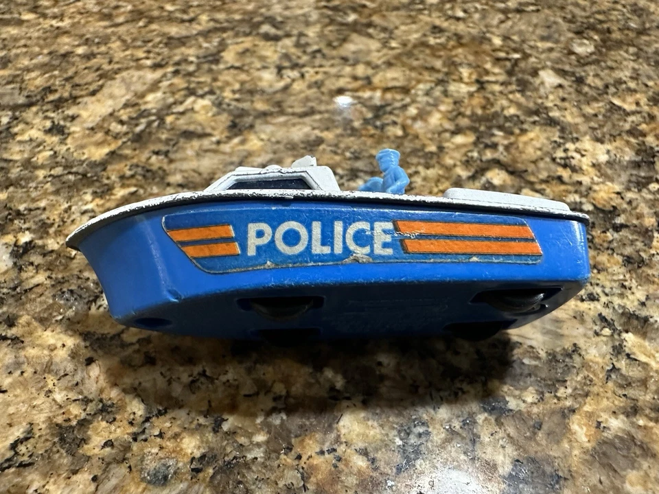 Vintage Matchbox SuperFast Police Launch Speedboat No. 52 1976 Collectible - Image 3 of 4