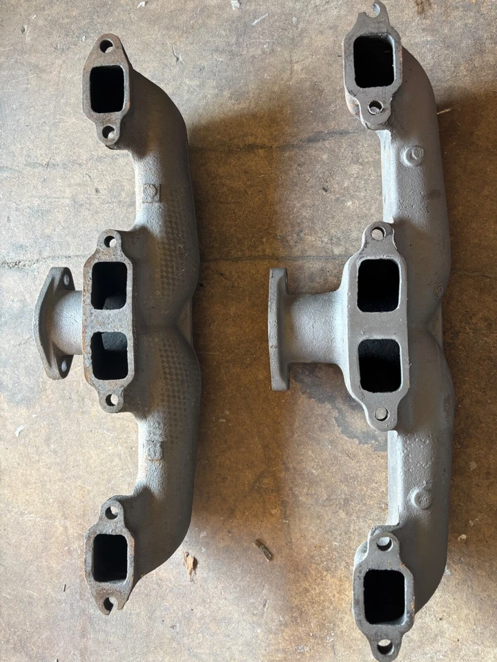 克莱斯勒普利茅斯排气歧管 2205536,62-66 Imperial,Big Block C 车身。 — 第 2/4 张图片