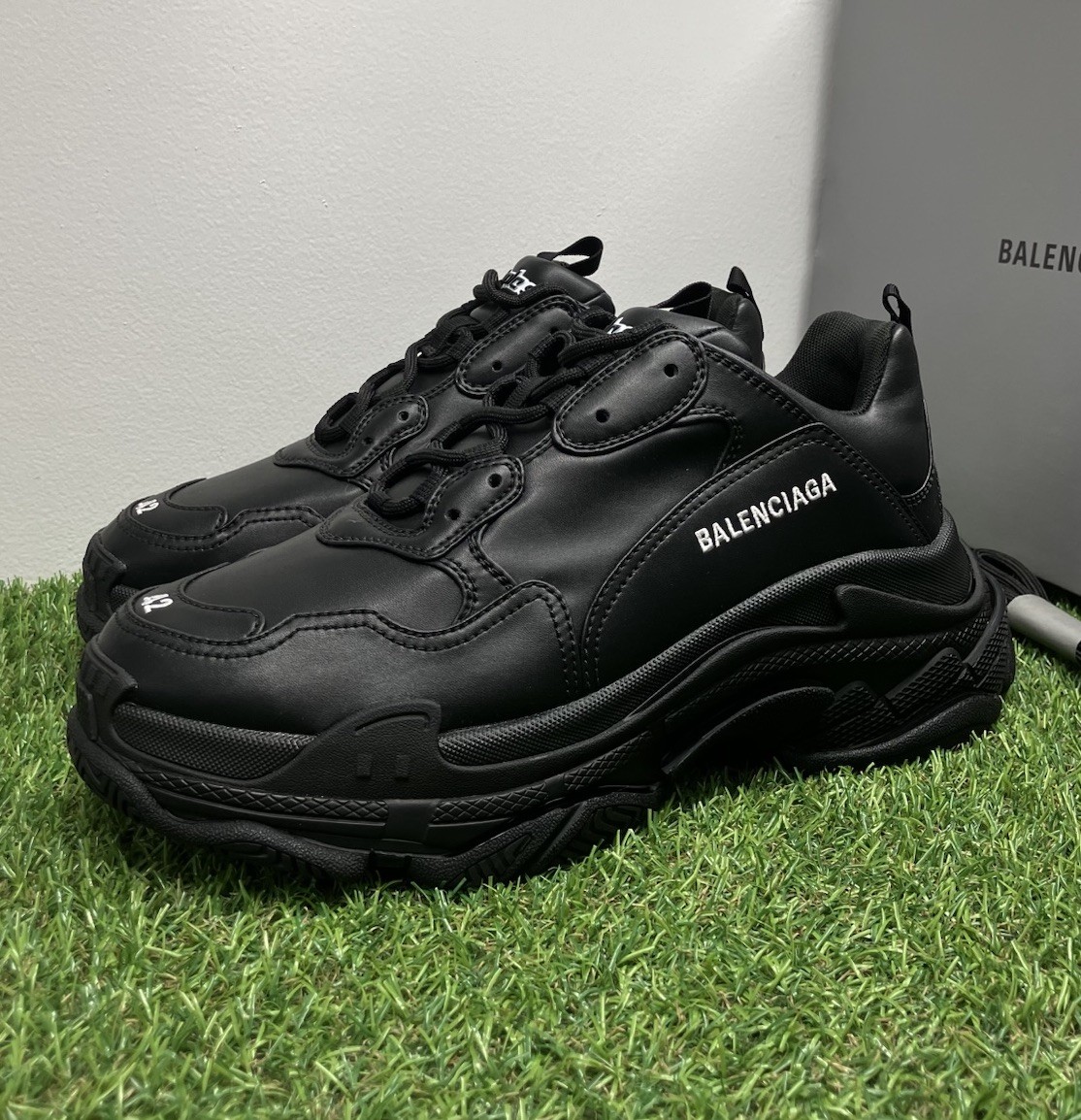 Size 42 - Balenciaga Triple S ' Black ' | BRAND NEW! | eBay