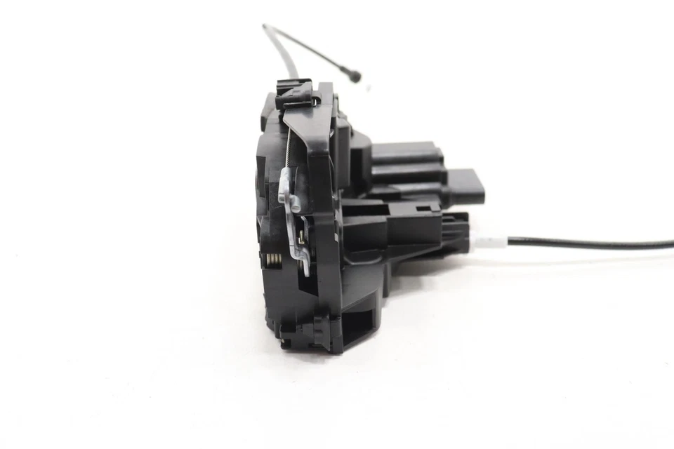 2016 - 2025 VOLVO XC90 FRONT RIGHT SIDE DOOR LATCH LOCK ACTUATOR OEM 31440998 - Image 3 of 4