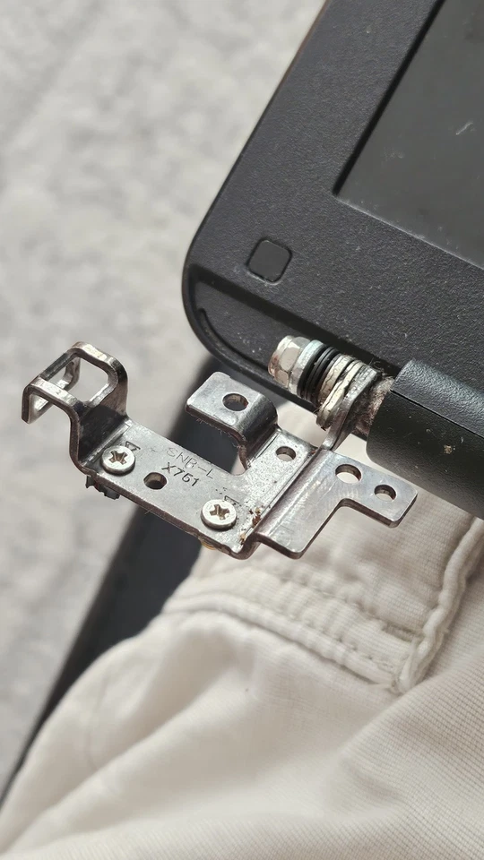 ASUS F751M / X751 Displayeinheit 17,3" LED – getestet & voll funktionsfähig - Bild 3 von 4